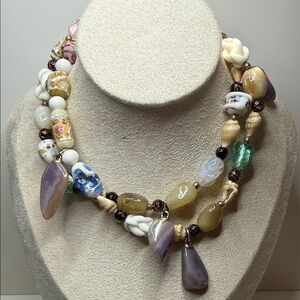 Exceptional amethyst milk glass  confetti wedding cake vintage Beaded Necklace